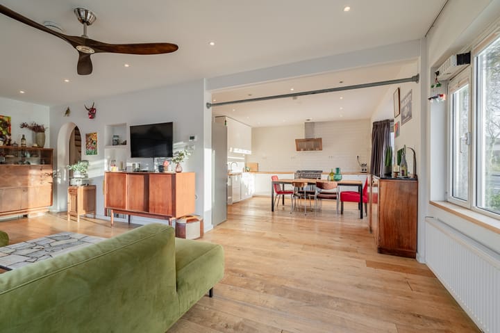 Foto 9 van Middenweg 323