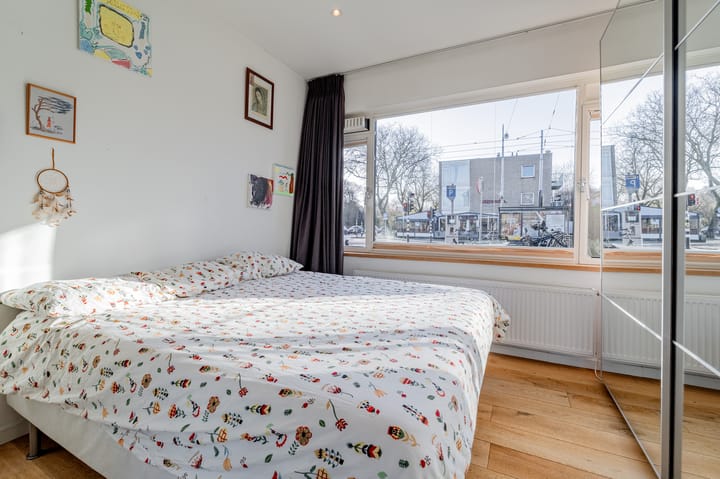 Foto 23 van Middenweg 323