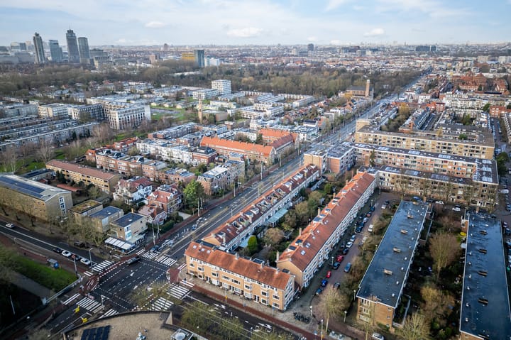 Foto 44 van Middenweg 323