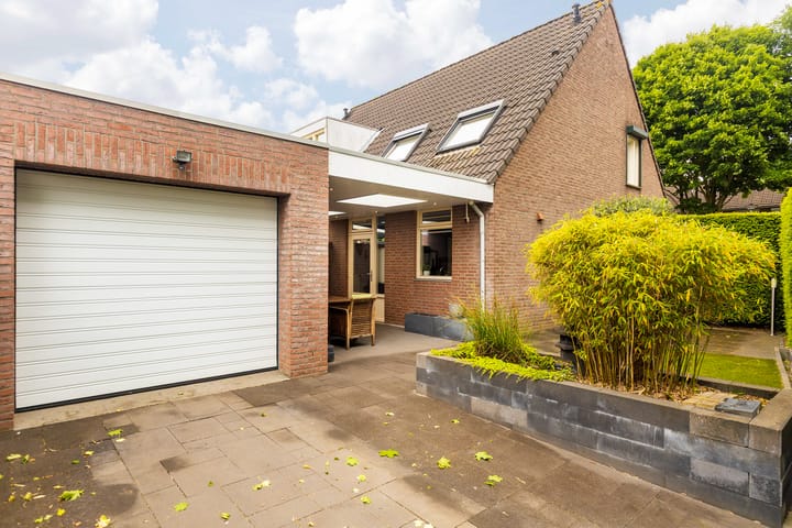 Foto 38 van Kapelaan Wijnensingel 79