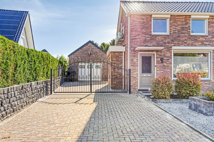 Photo 5 of Kaaistraat 30