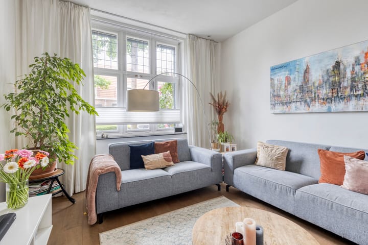 Foto 3 van Elisabeth Strouvenlaan 57