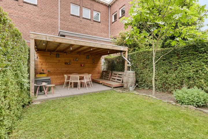 Photo 26 of Elisabeth Strouvenlaan 57