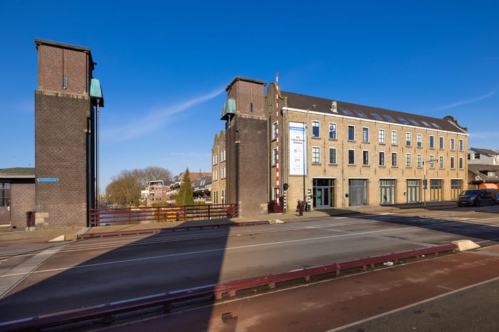 Foto 24 van Oranjestraat 68