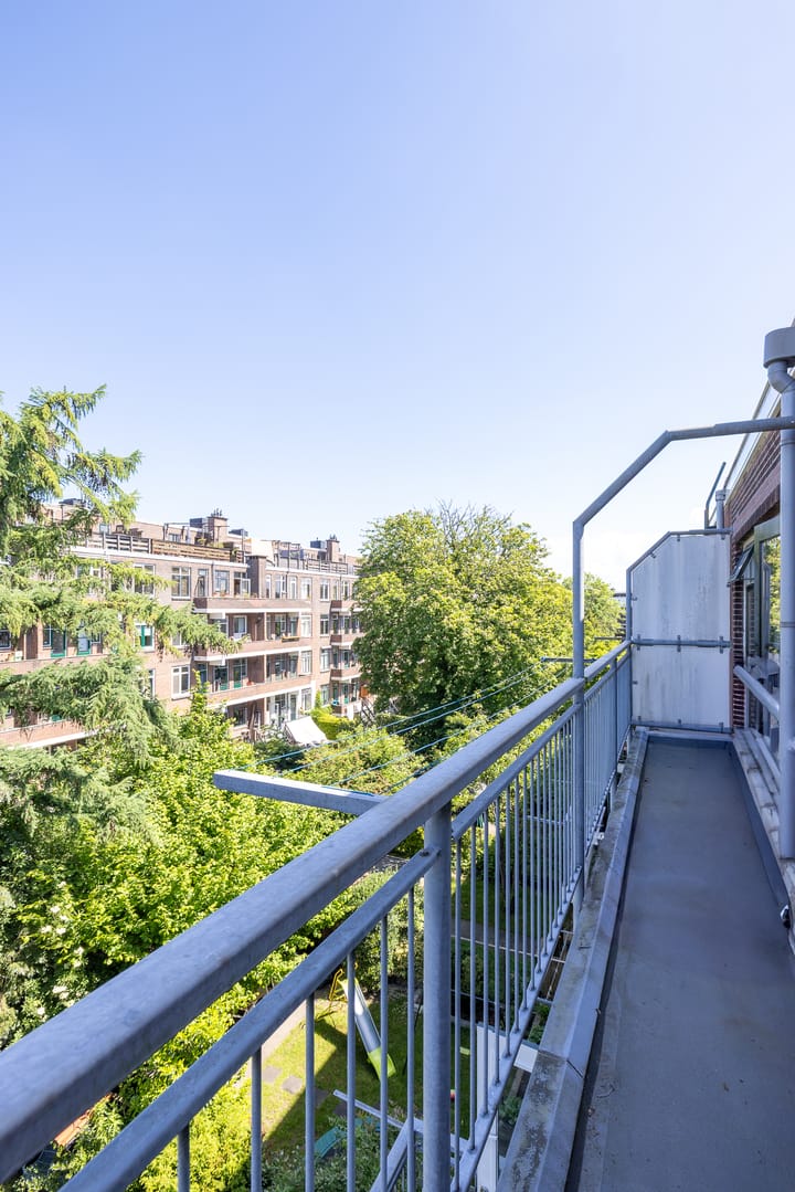 Foto 32 van Nolensstraat 33-B02