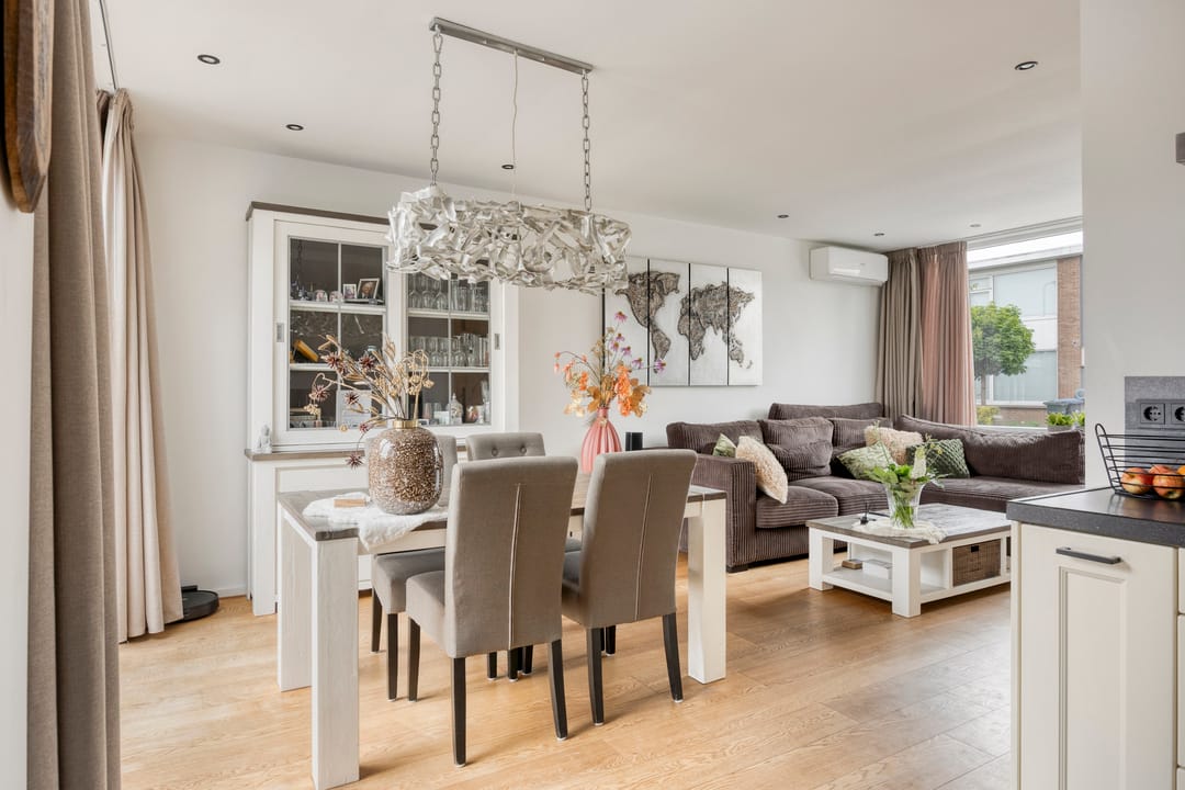 Foto 8 van Burgemeester Overmarsstraat 16