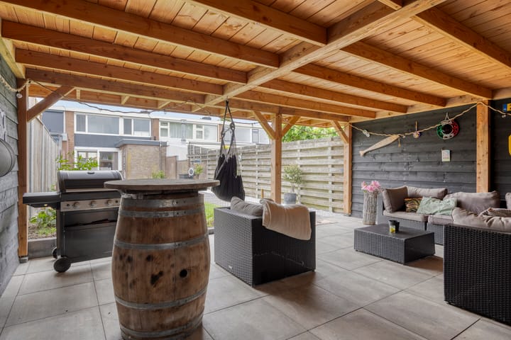 Foto 24 van Burgemeester Overmarsstraat 16