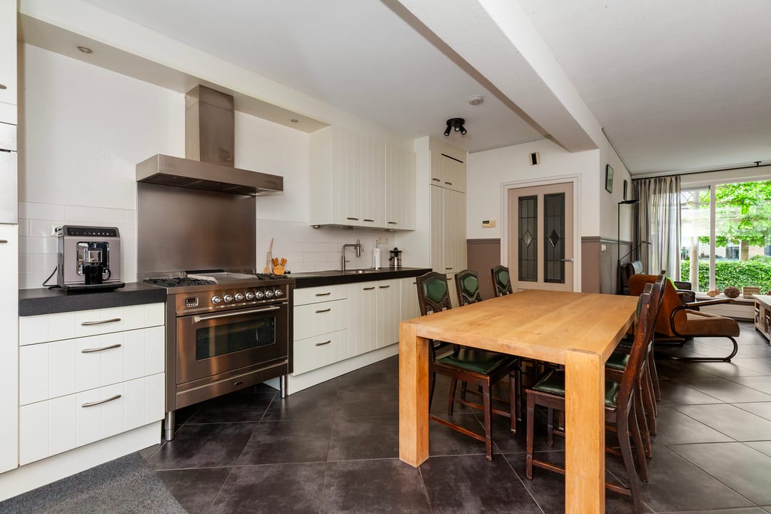 Photo 11 of Loggerstraat 6