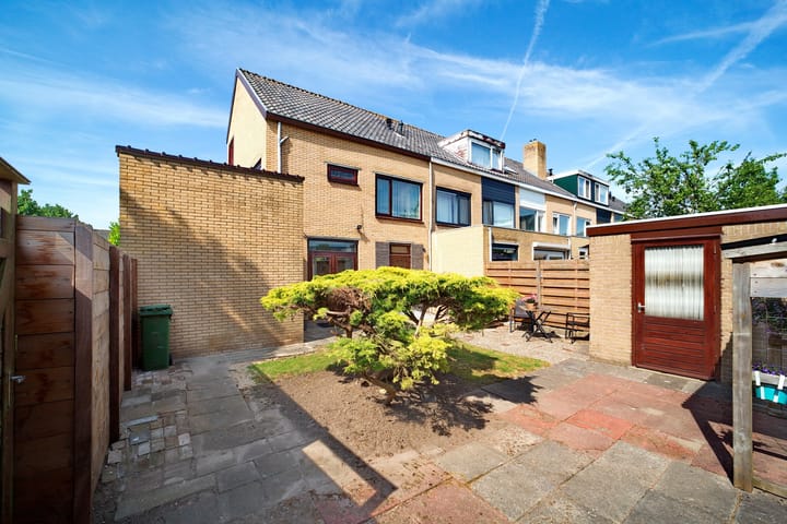 Foto 18 van Lijsterlaan 130