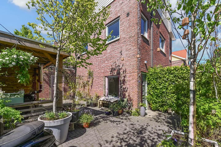 Photo 2 of Koningin Julianastraat 38