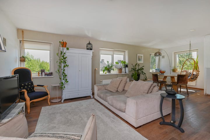 Photo 3 of Koningin Julianastraat 38