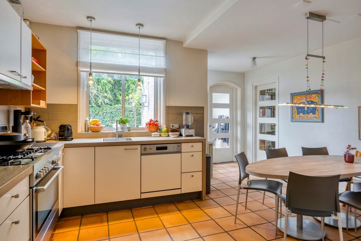 Foto 4 van Venloonstraat 17