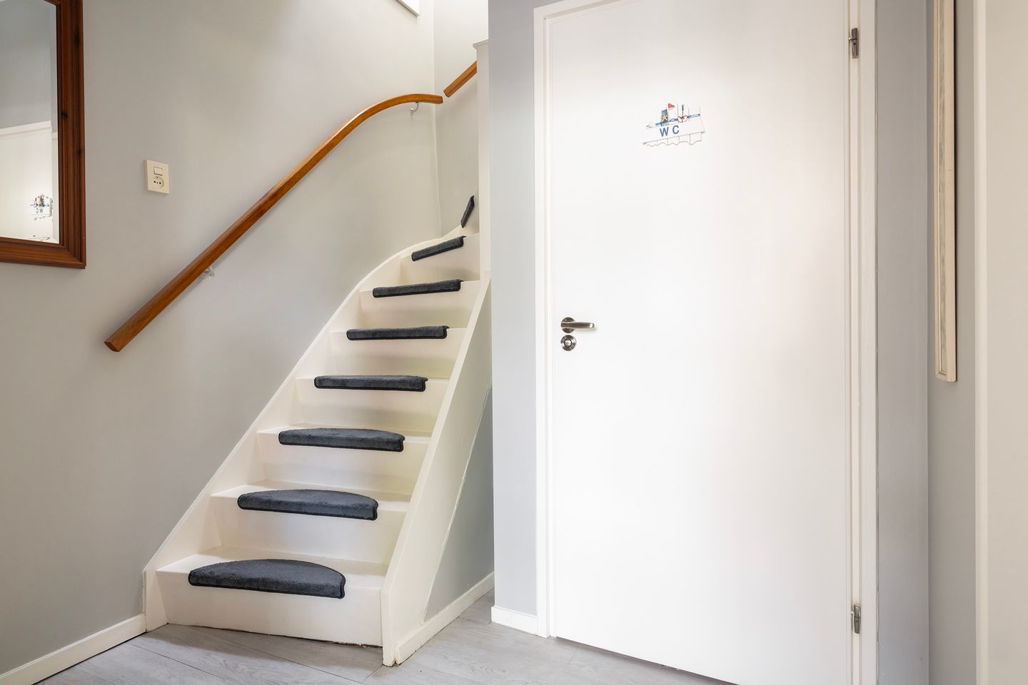 Foto 14 van Burgemeester De Withstraat 13