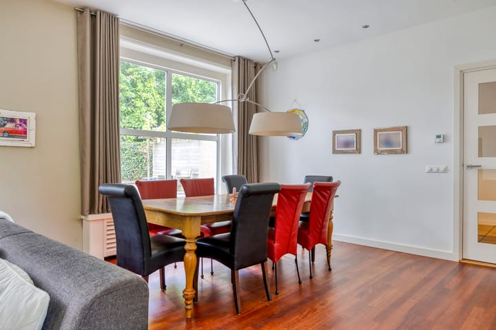 Foto 13 van Venloonstraat 17