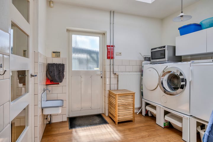 Foto 23 van Venloonstraat 17