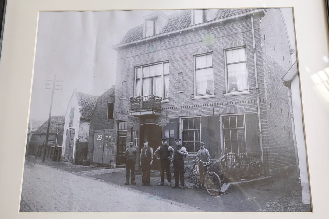 Foto 28 van Burgemeester De Withstraat 13