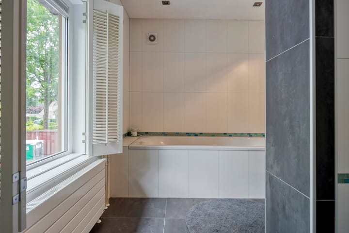 Foto 37 van Venloonstraat 17