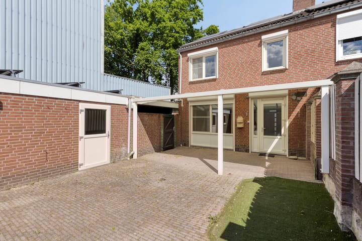 Foto 30 van St.Martinusweg 45