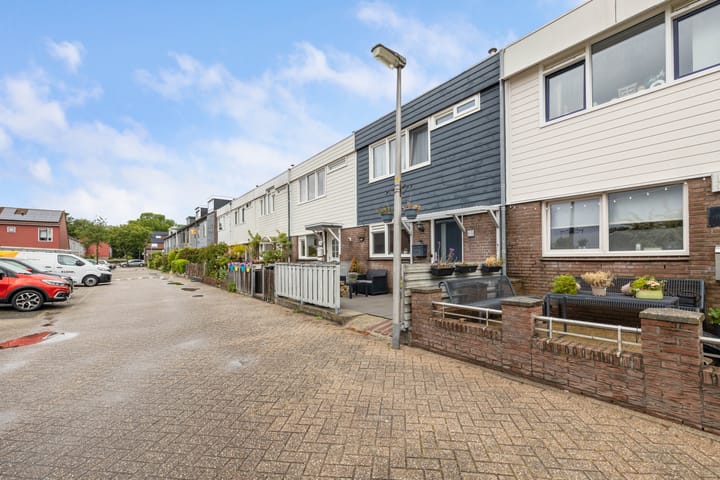 Foto 32 van Halmstraat 69