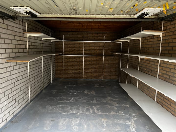 Photo 4 of Meidoornweg