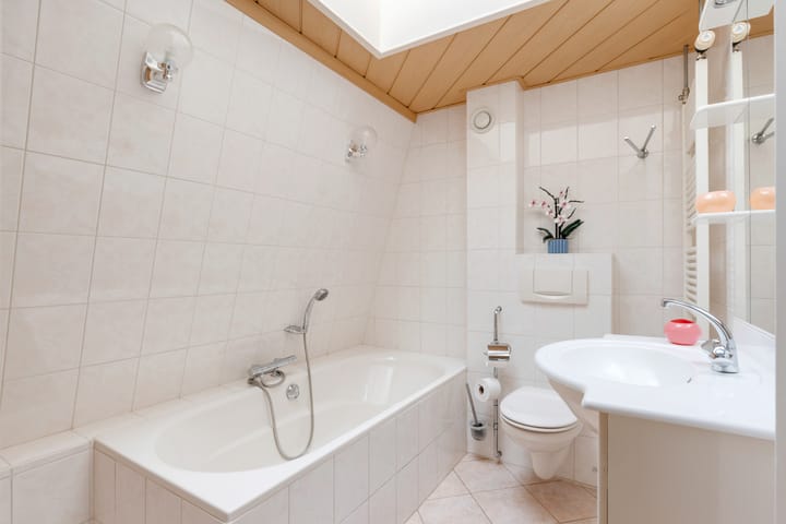 Photo 22 of Professor Eijkmanstraat 57