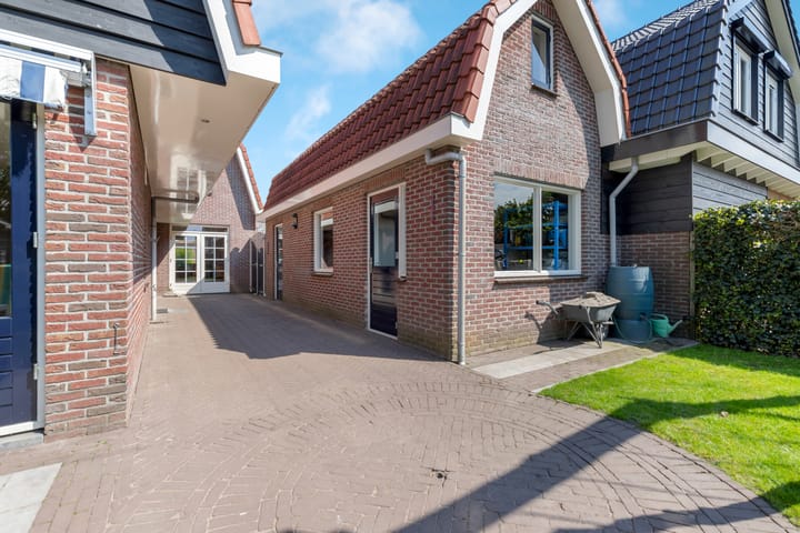 Photo 32 of Professor Eijkmanstraat 57