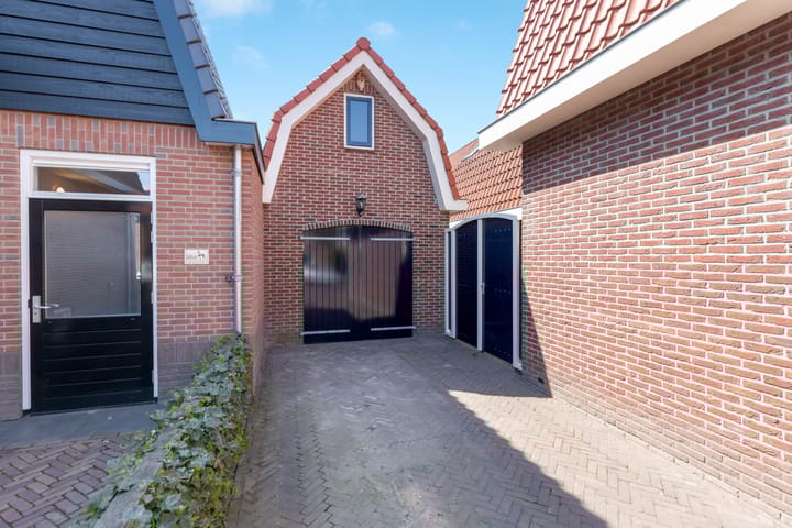 Photo 34 of Professor Eijkmanstraat 57