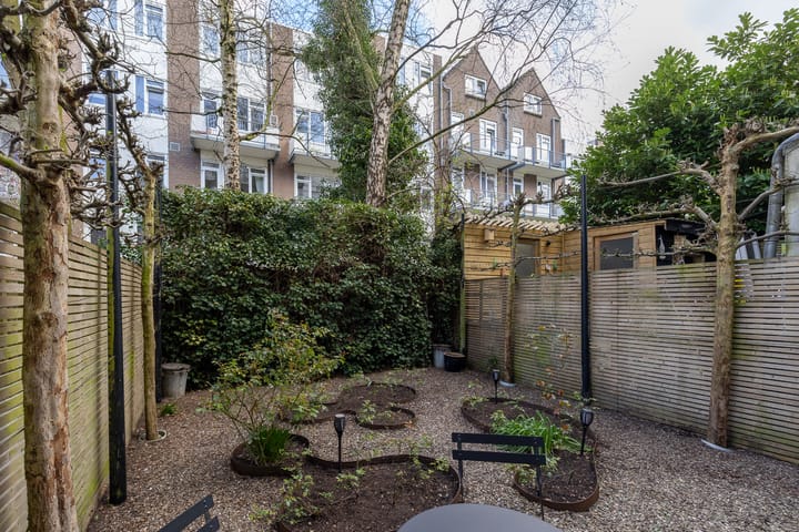 Photo 42 of Maaskade 106