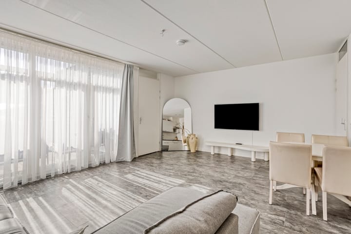 Foto 6 van Saparua 77