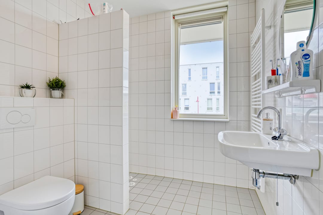 Foto 16 van Saparua 77