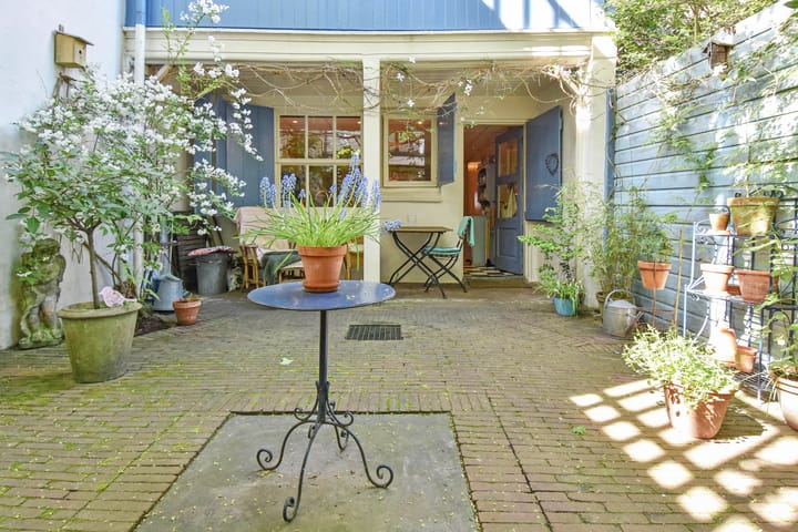 Photo 21 of Anna Paulownastraat 35