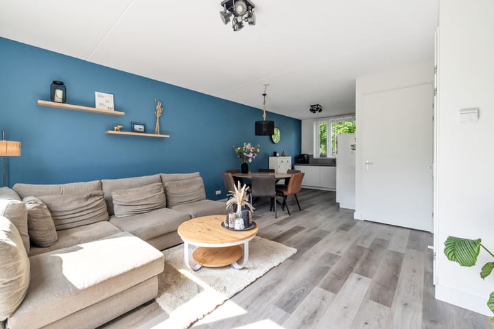 Foto 14 van Den Heuvel 48