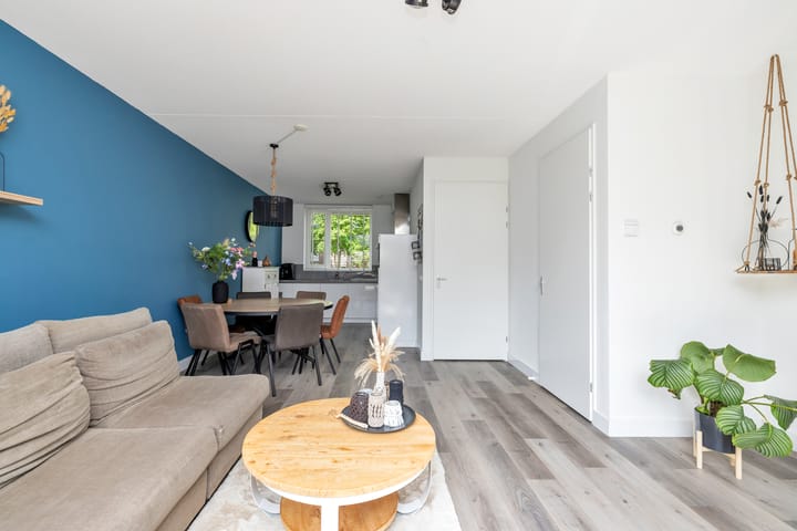 Foto 16 van Den Heuvel 48