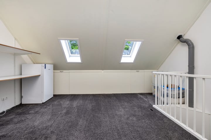 Foto 36 van Den Heuvel 48