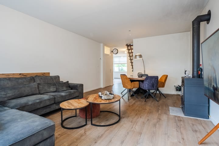 Foto 8 van Adelaartlaan 186