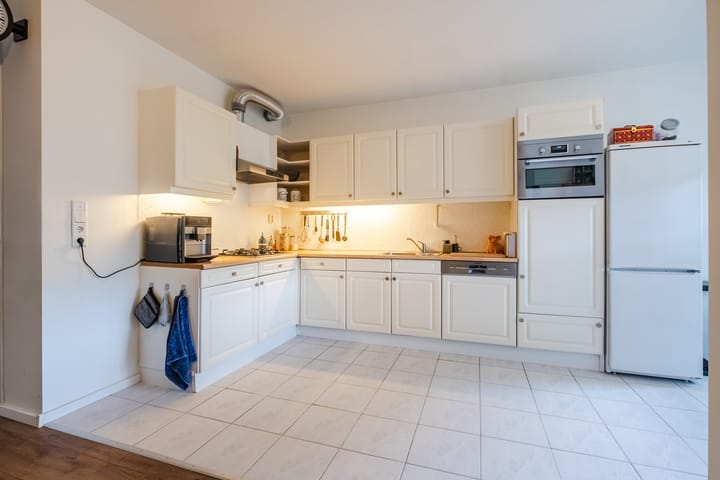 Foto 12 van Adelaartlaan 186