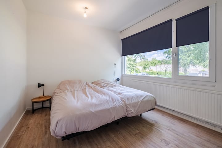 Foto 16 van Adelaartlaan 186