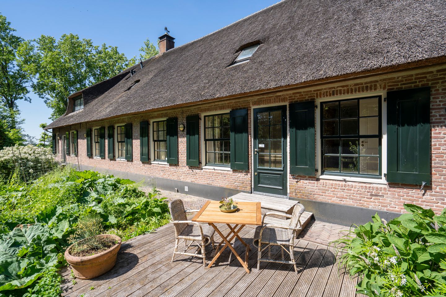View photo 2 of Middelkoop 30