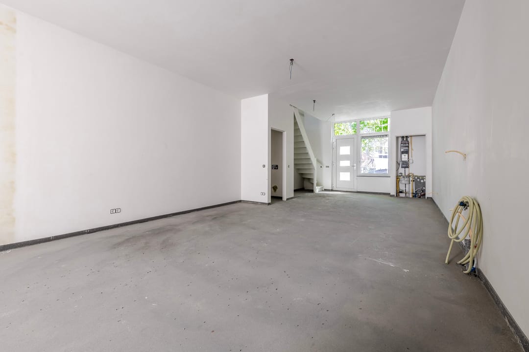 Photo 2 of van Oosthuyselaan 79-B