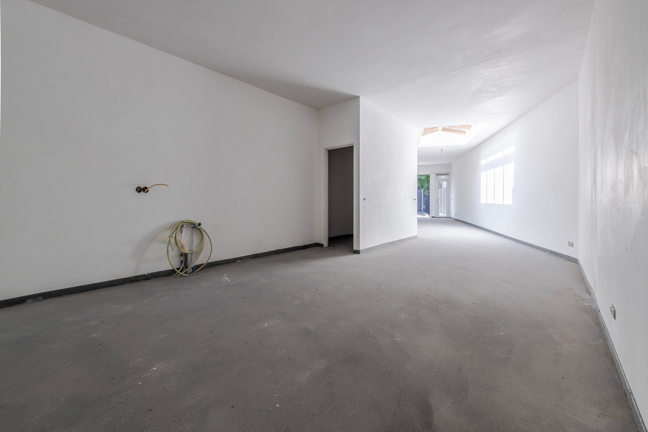 Photo 6 of van Oosthuyselaan 79-B