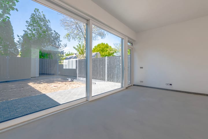 Foto 11 van van Oosthuyselaan 79-B