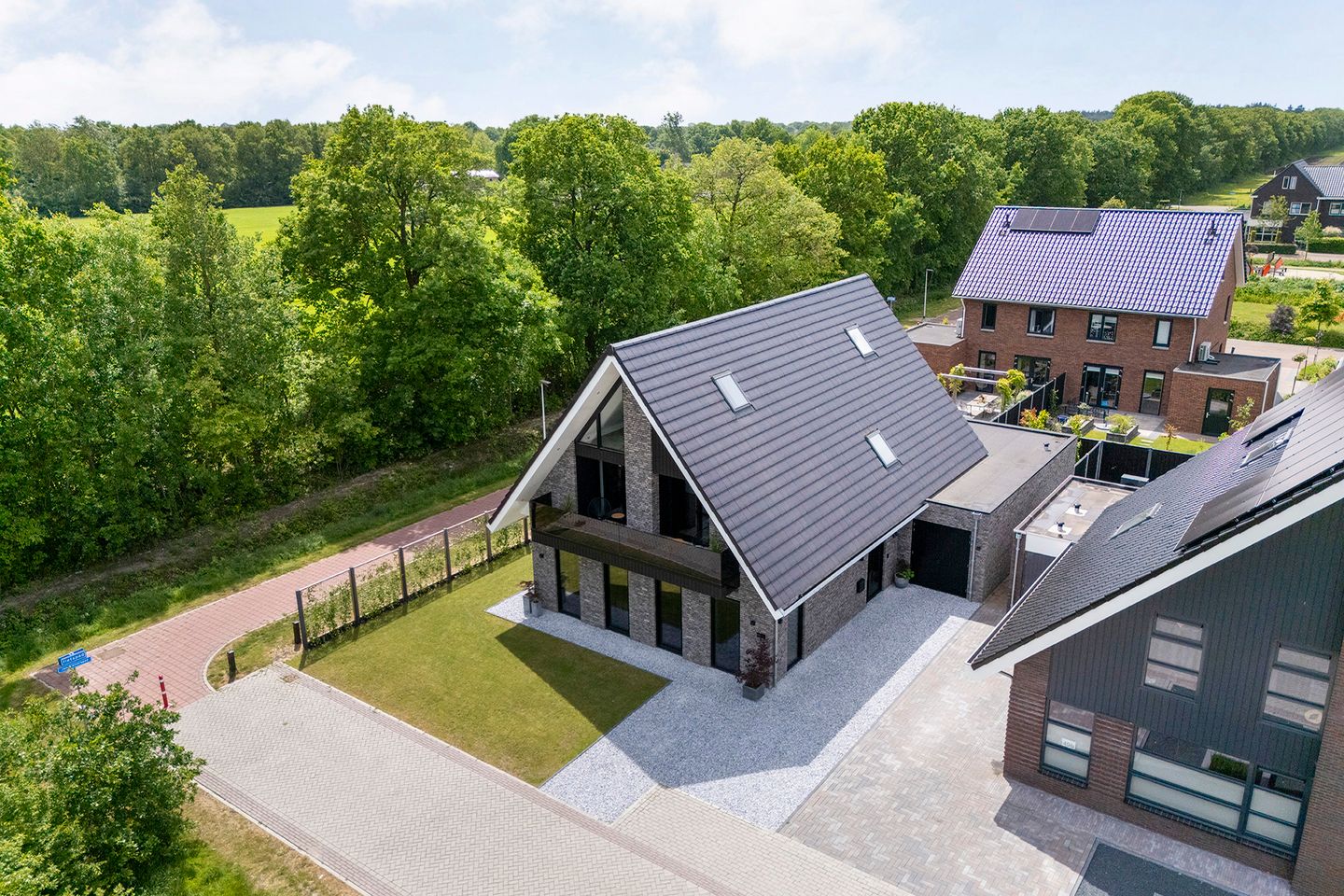 Photo 10 of Ir. C.A. Kloosterhuisstraat 49-C