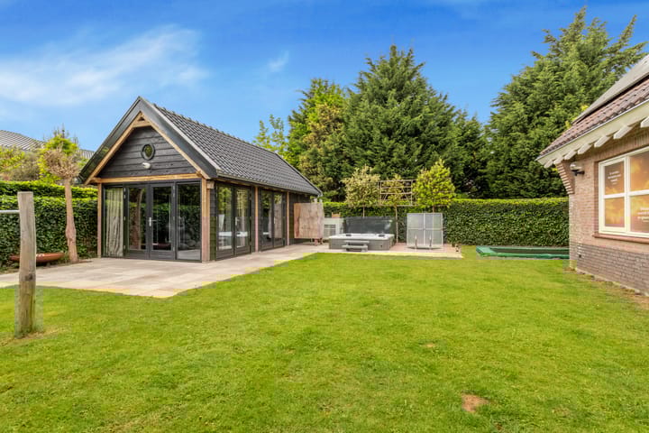 Photo 61 of Dusseldorperweg 119