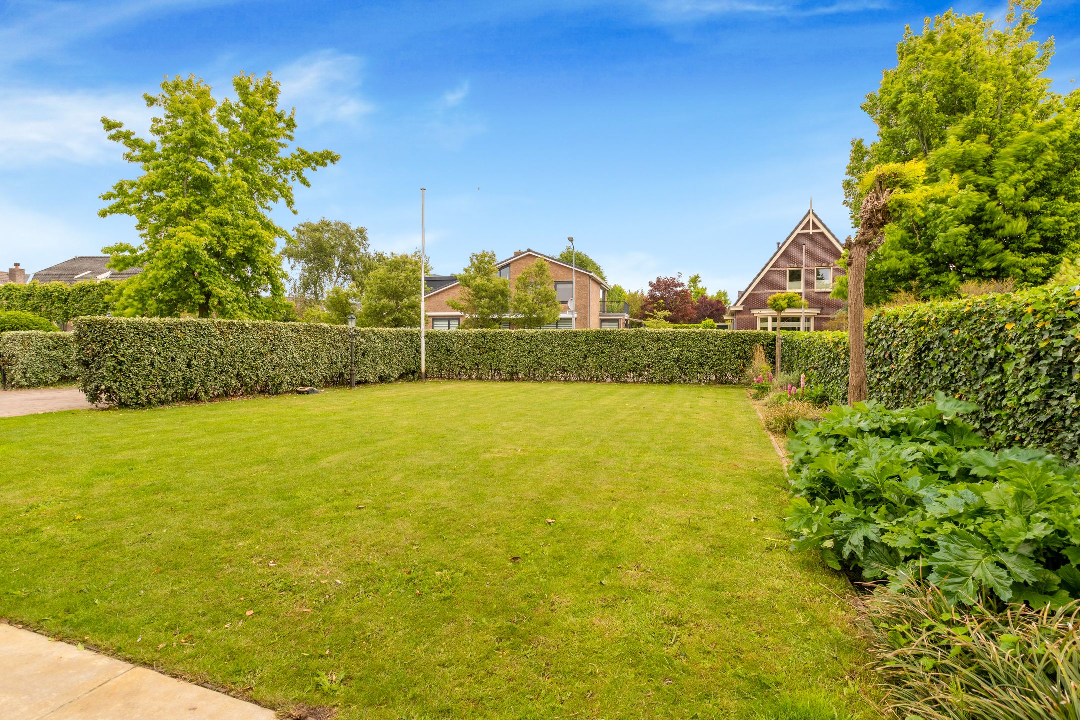 Foto 81 van Dusseldorperweg 119