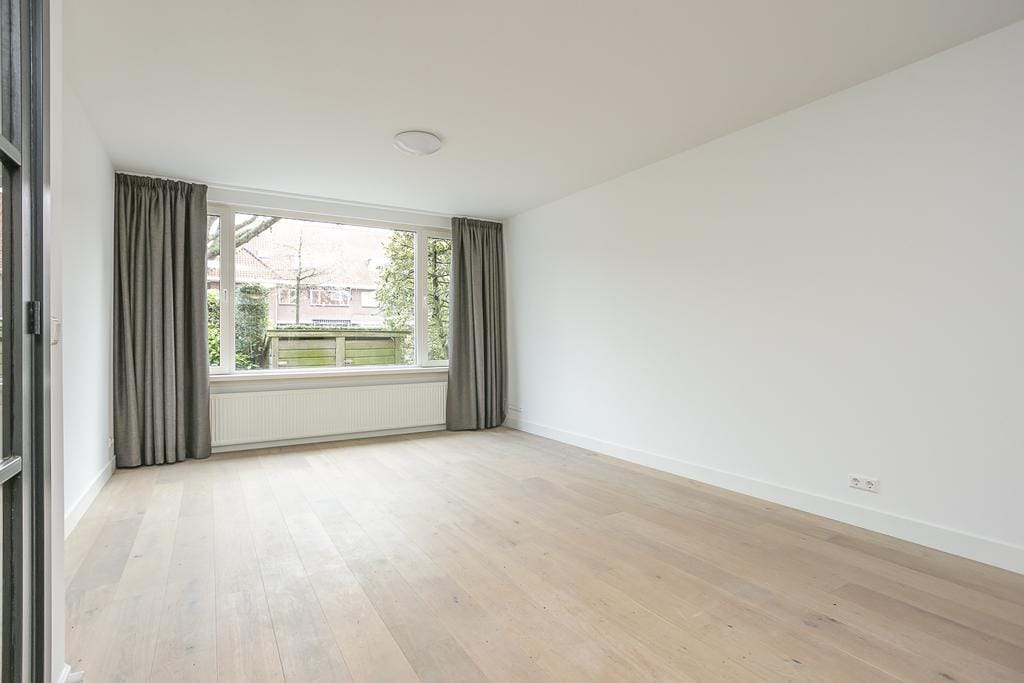 Photo 3 of Storm van 's-Gravesandeweg 75