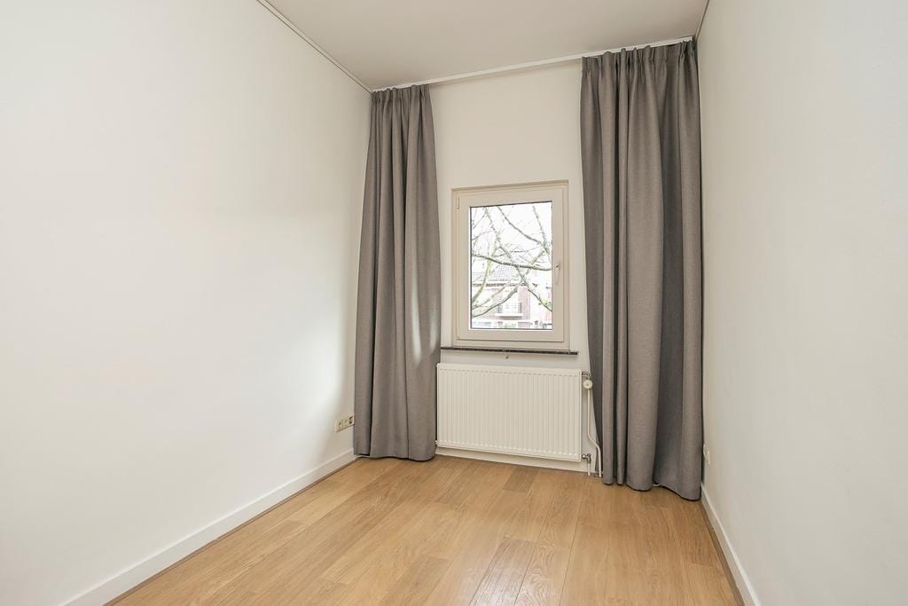 Photo 14 of Storm van 's-Gravesandeweg 75