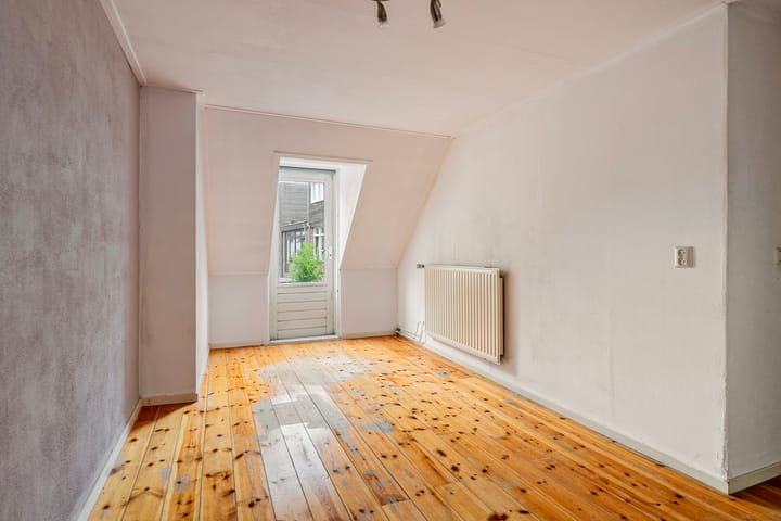 Foto 19 van Godevaert Montensstraat 17