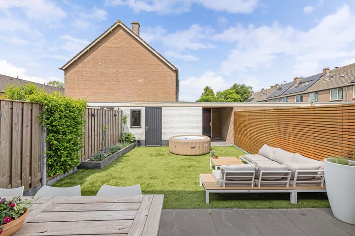 Foto 30 van Bakboord 10