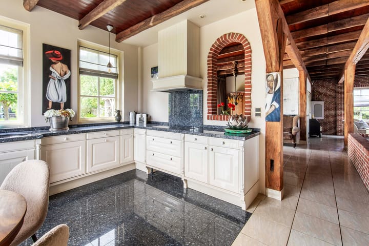 Photo 4 of Visschers Pad 2