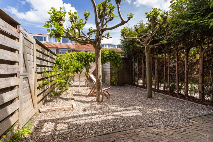 Foto 20 van Frederik Ruyschstraat 20